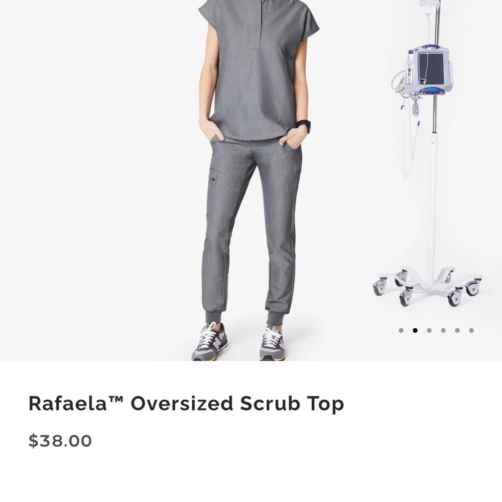 Figs Rafaela oversized scrub top size small, graphite gray